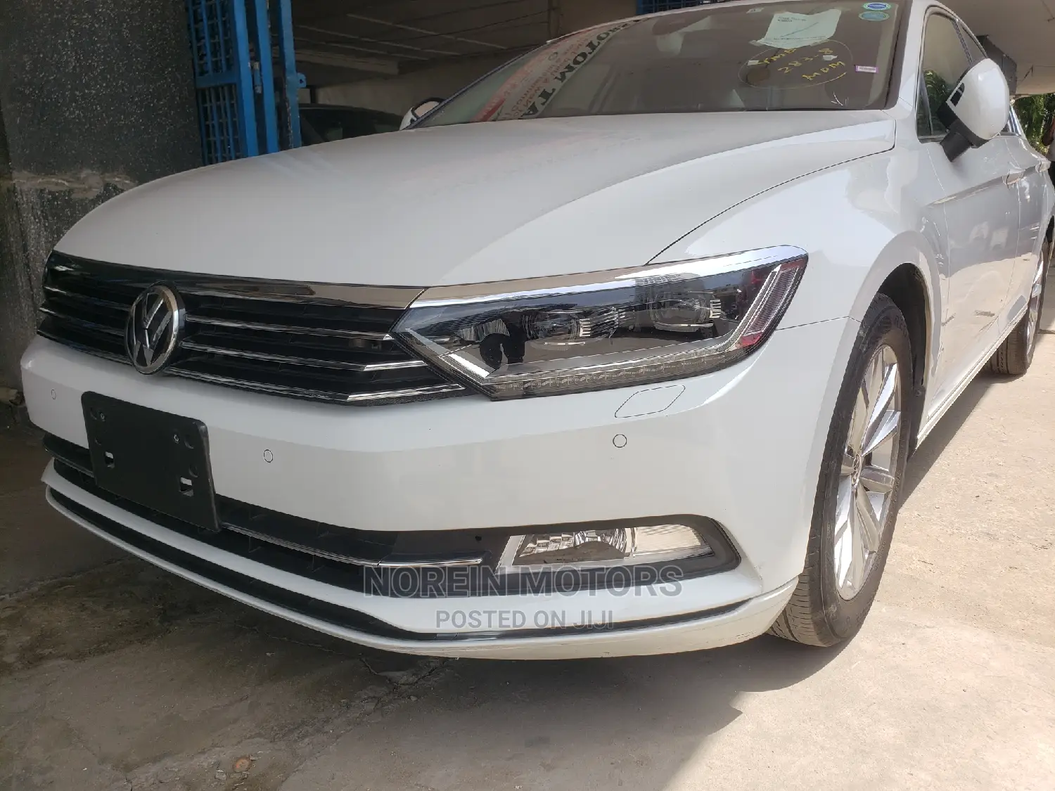 Volkswagen Passat 2016 White