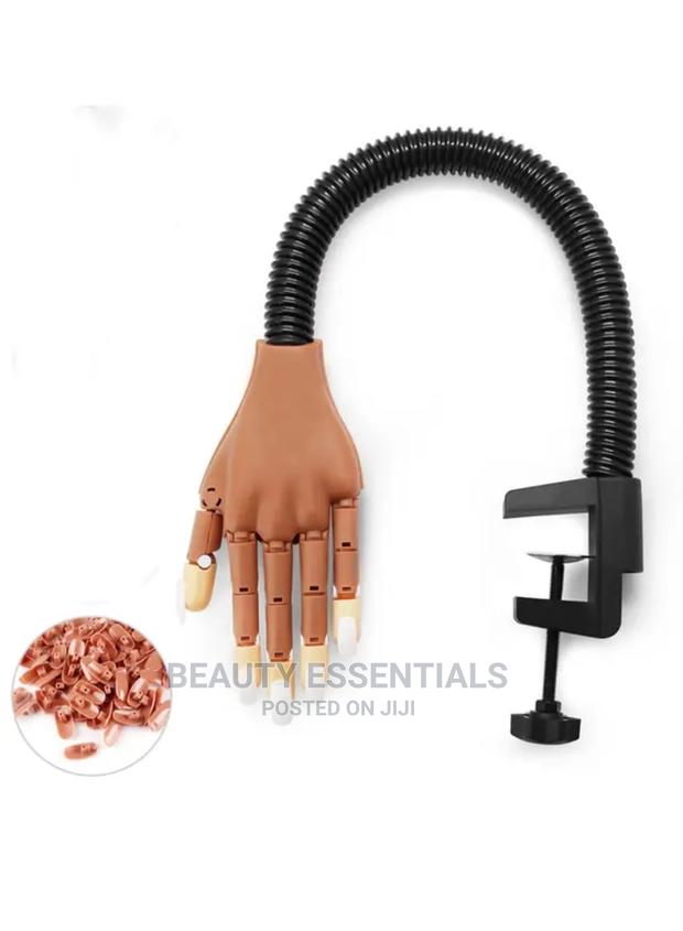 Hand Dummy - main view