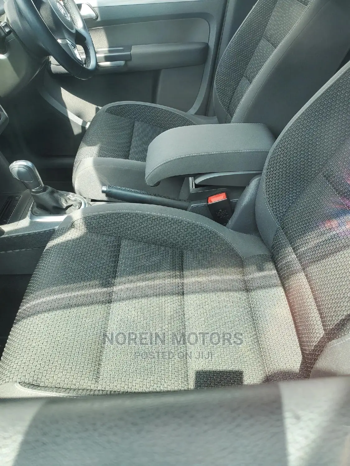 Volkswagen Touran 2016 White