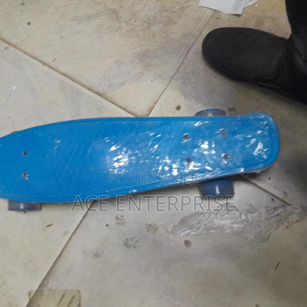 Penny Skateboard - main view