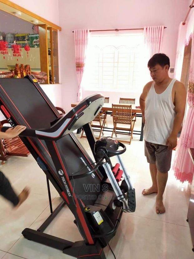 Treadmills : Treadmills : Treadmills