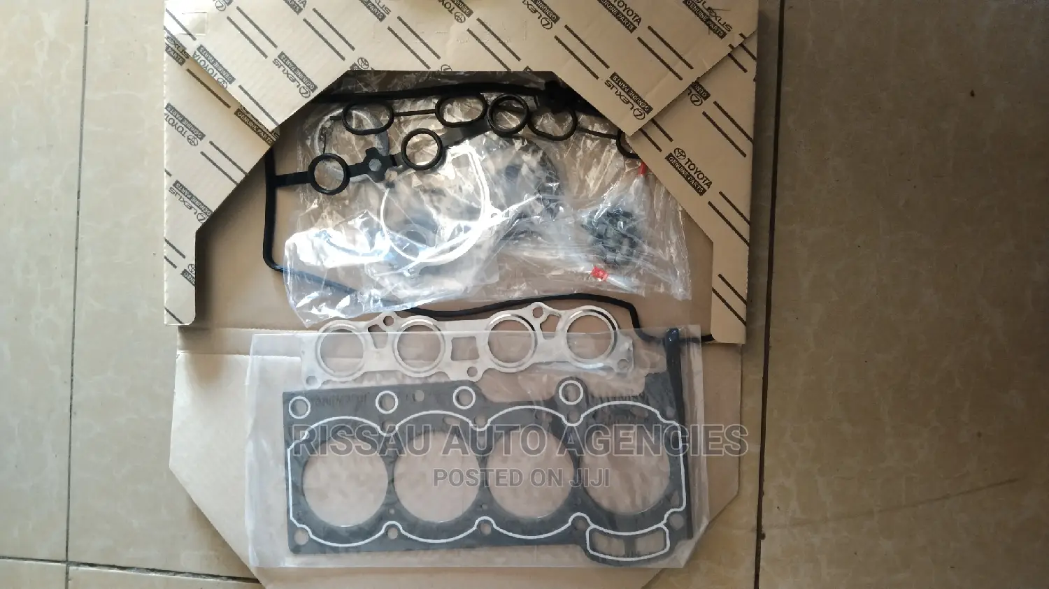 Toyota 2SZ Engine 1300cc Genuine Overhaul Gasket Kit.