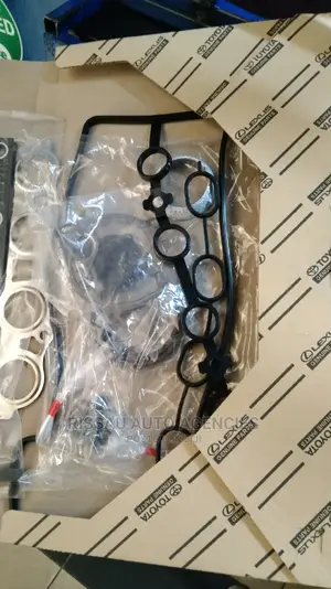 Toyota 2SZ Engine 1300cc Genuine Overhaul Gasket Kit.