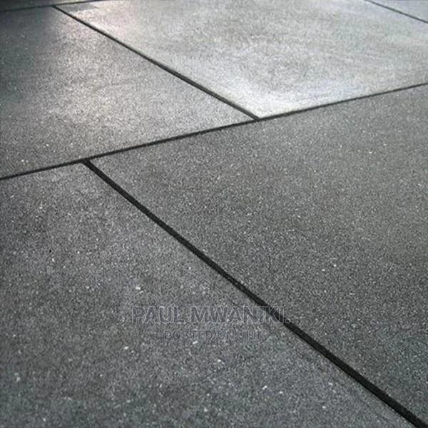 Rubber Flooring Tiles 1mx1mx15mm.