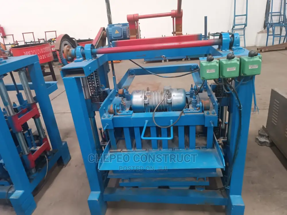 Concrete Block Making Machine