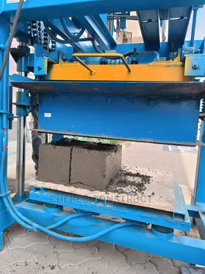 Concrete Block Making Machine