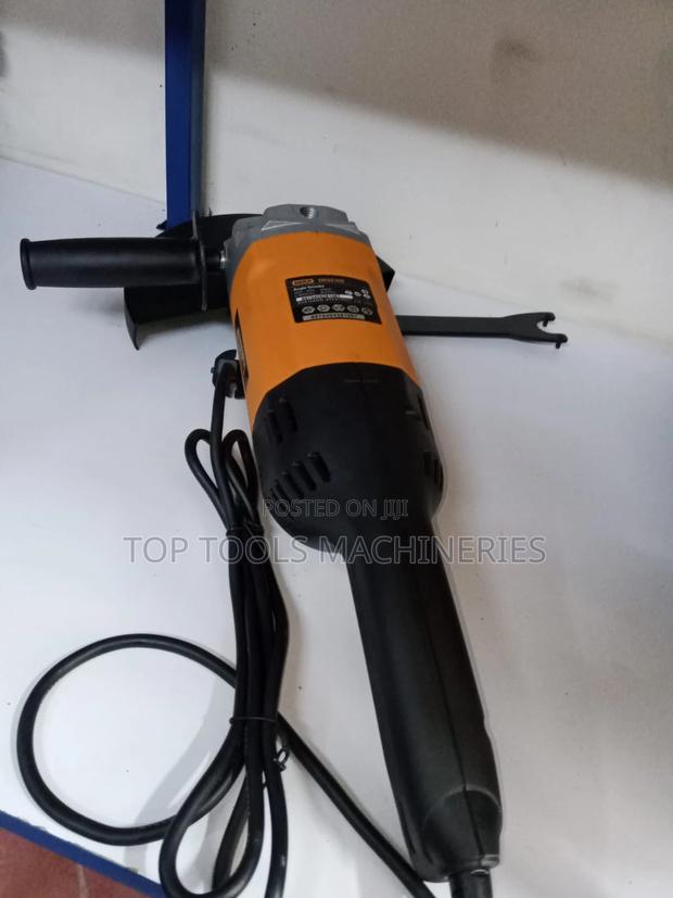 Dera 7 Inch Angle Grinder 2400w - thumbnail 3
