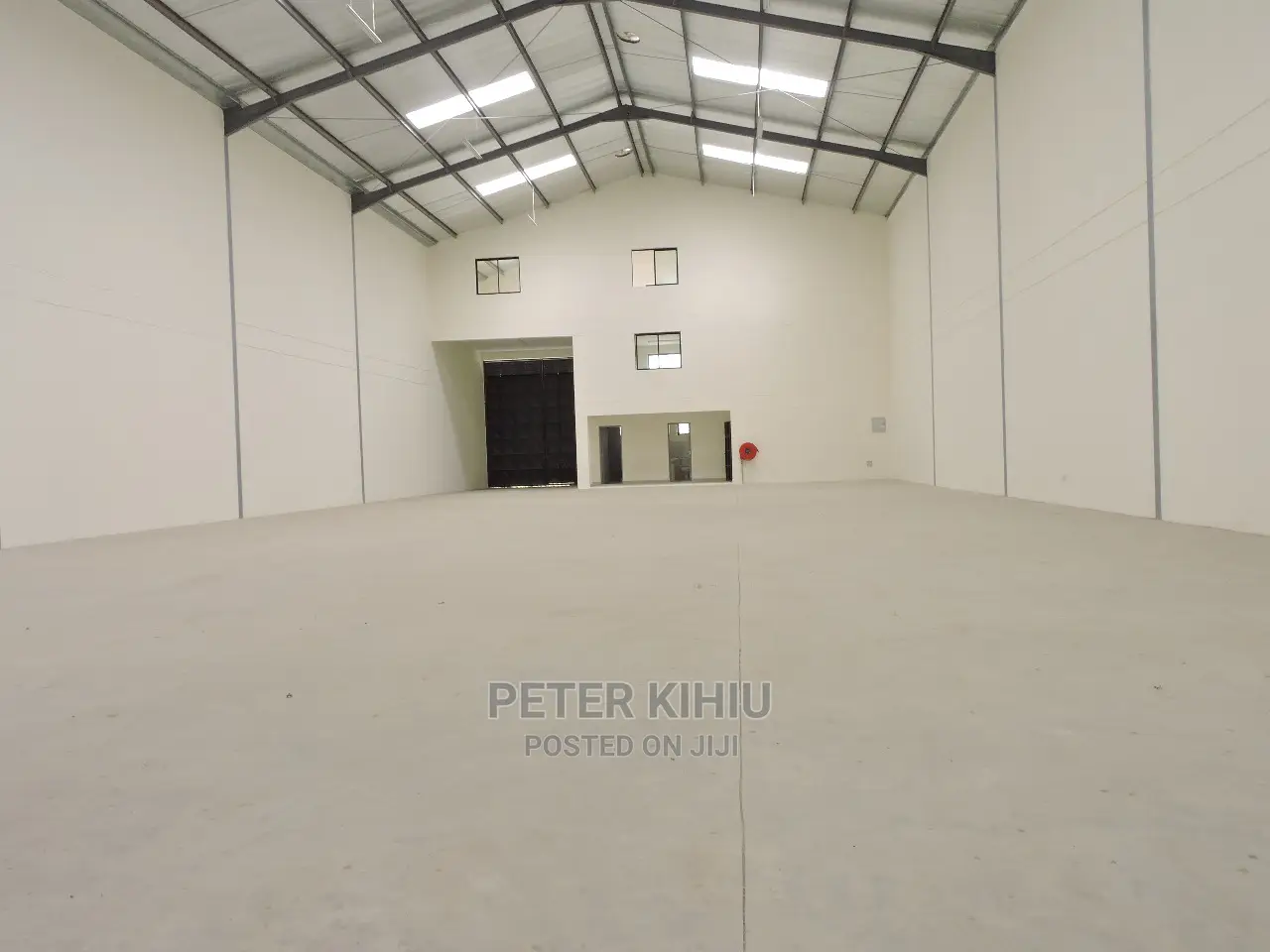 Godown to Let 7600sqft on Eastern Bypass Brand New