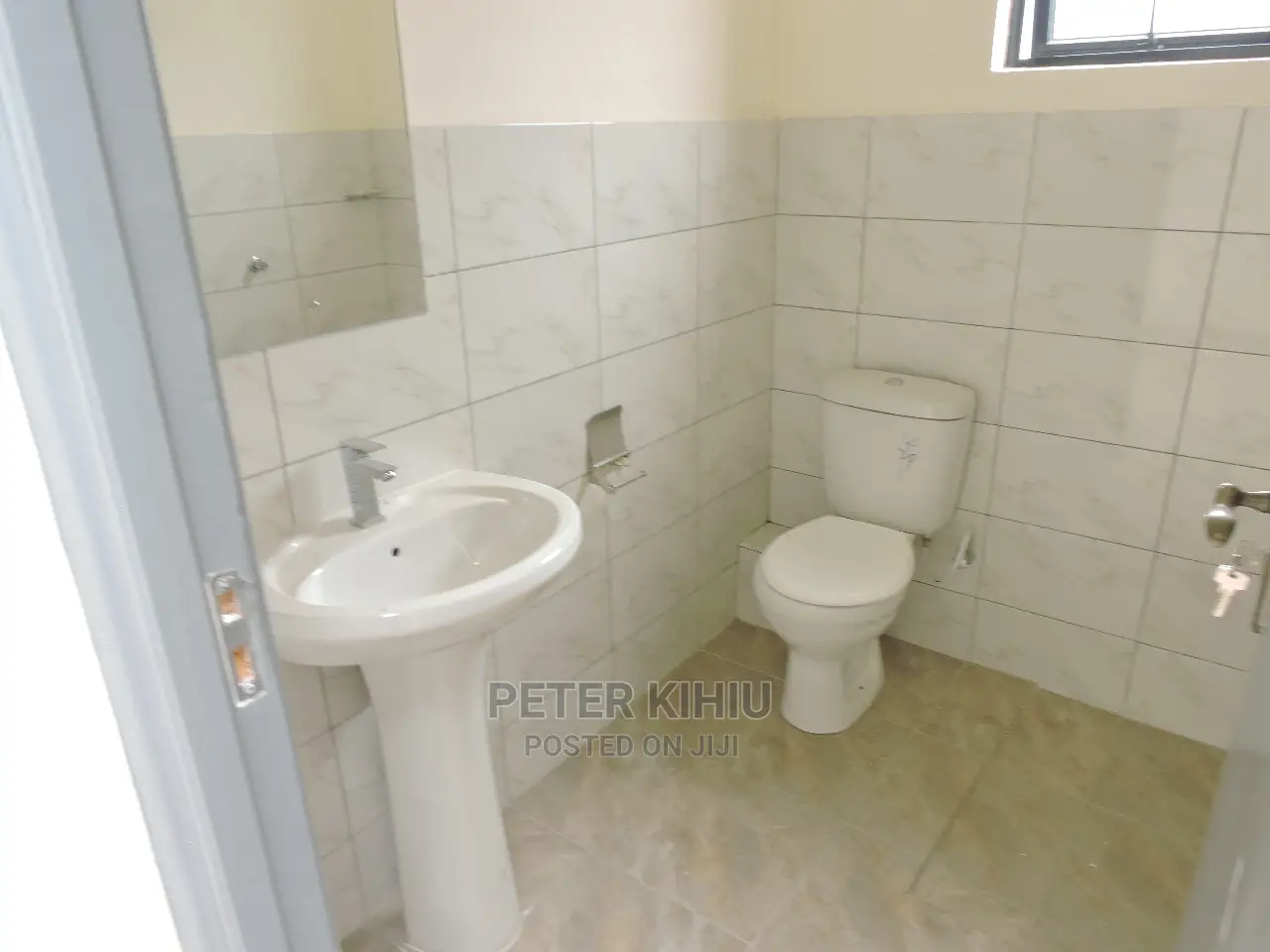 Godown to Let 7600sqft on Eastern Bypass Brand New