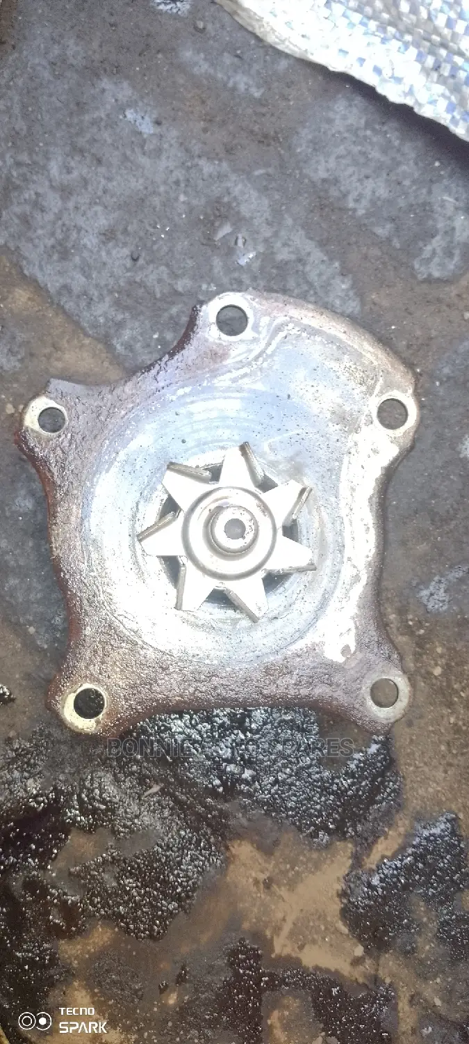 2ZR Voxy/Noah Water Pump