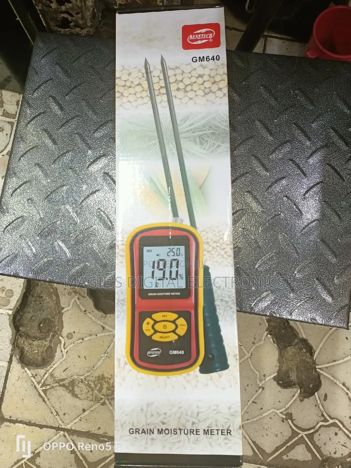 Grains Moisture Meter