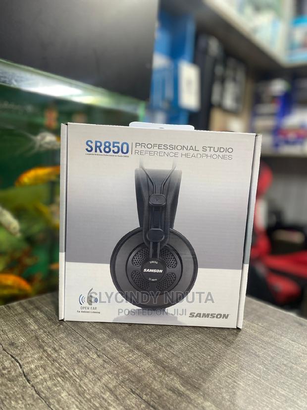 Samson SR850 Professional Studio Reference Headphones - main view