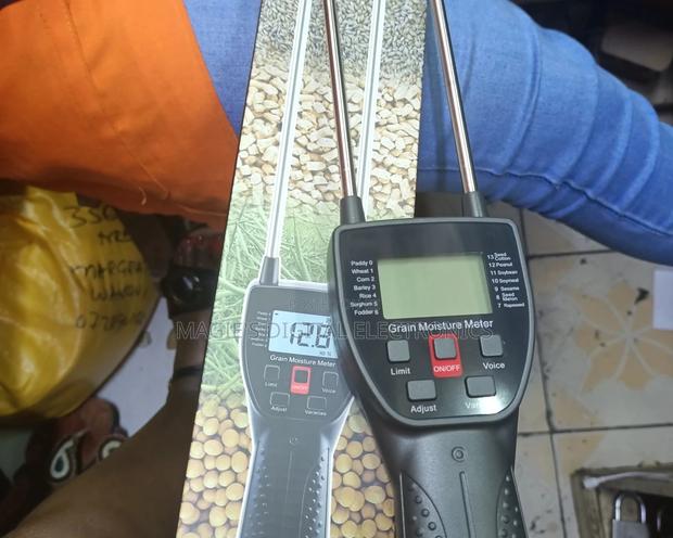 Moisture Meter - thumbnail 3