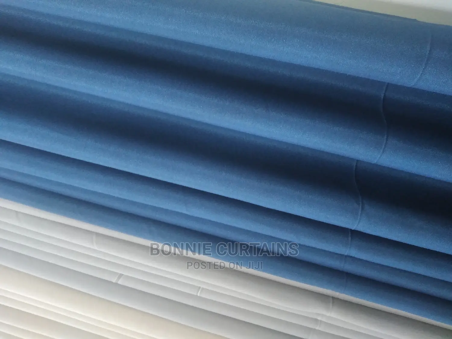 Curtains and Shears Available in Affordable Prices