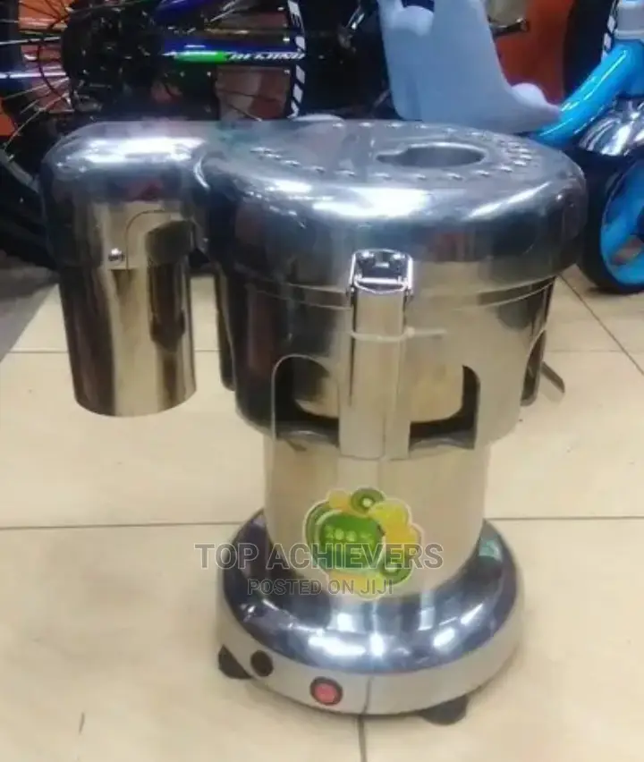 Advanced Fruit Juicer