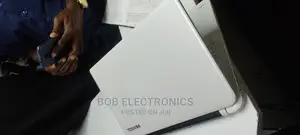 Laptop Toshiba dynaEdge DC-100 4GB Intel Pentium HDD 320GB