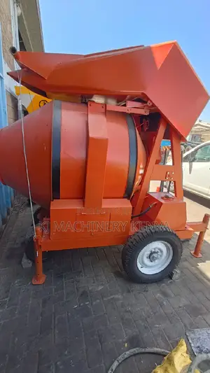 Hydraulic Loading Concrete Mixer