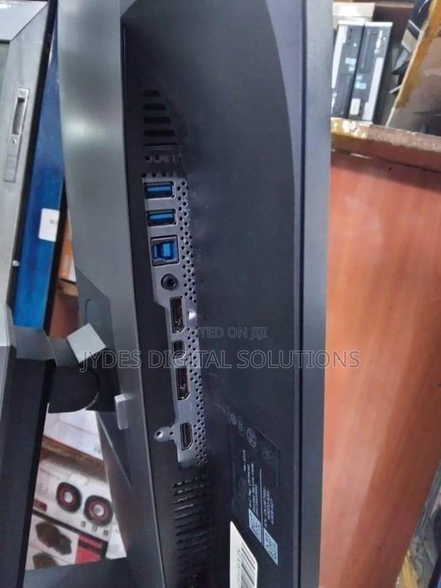 24" Dell Wide TFT Monitor - thumbnail 2
