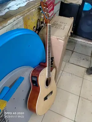 Semi 40 Ibanez Wood
