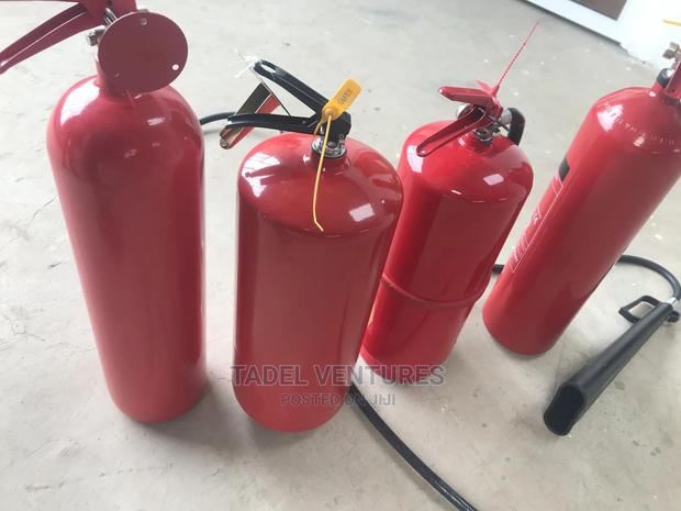 Fire Extinguisher - thumbnail 4