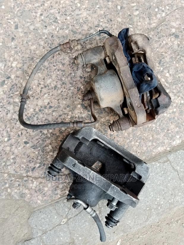 Front Calipers Hilux D-4d Vigo 2-Wheel Drive - thumbnail 2