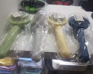 Cat Dog Grooming Brush / Pet Hair Remover*