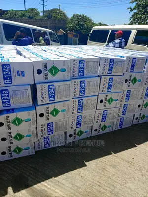 R134a Refrigeration Gas For Car A. C, Fridge Refill