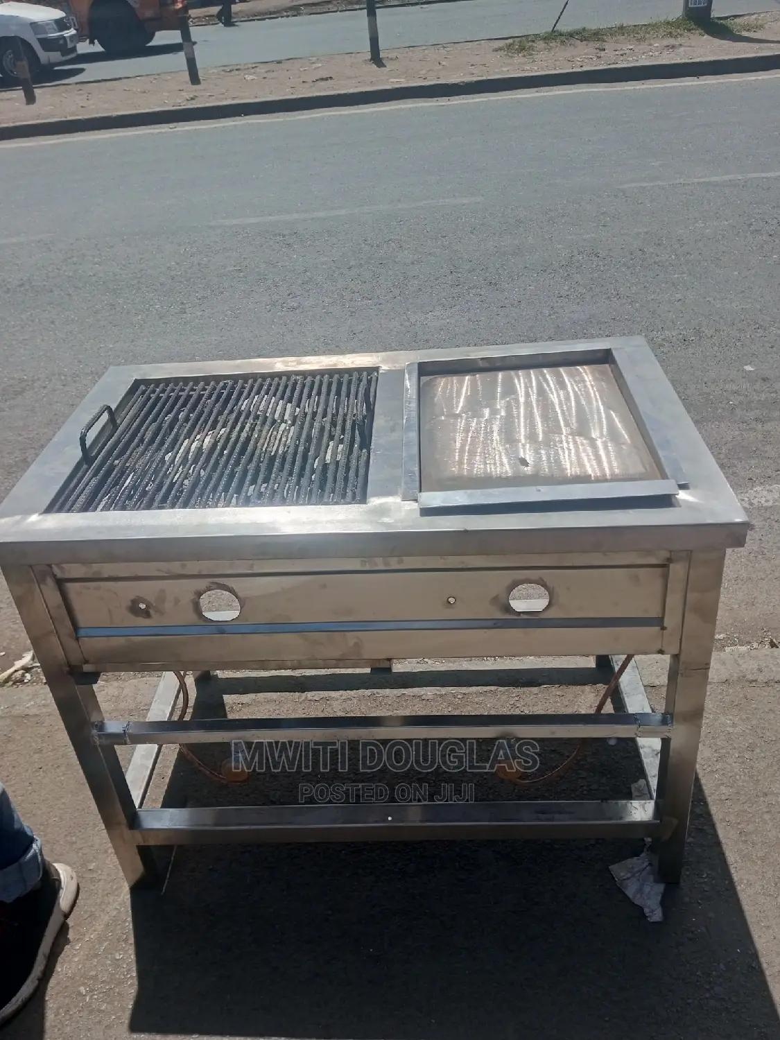 Lava Stones Gas Grill and Griddle Pan Jiko