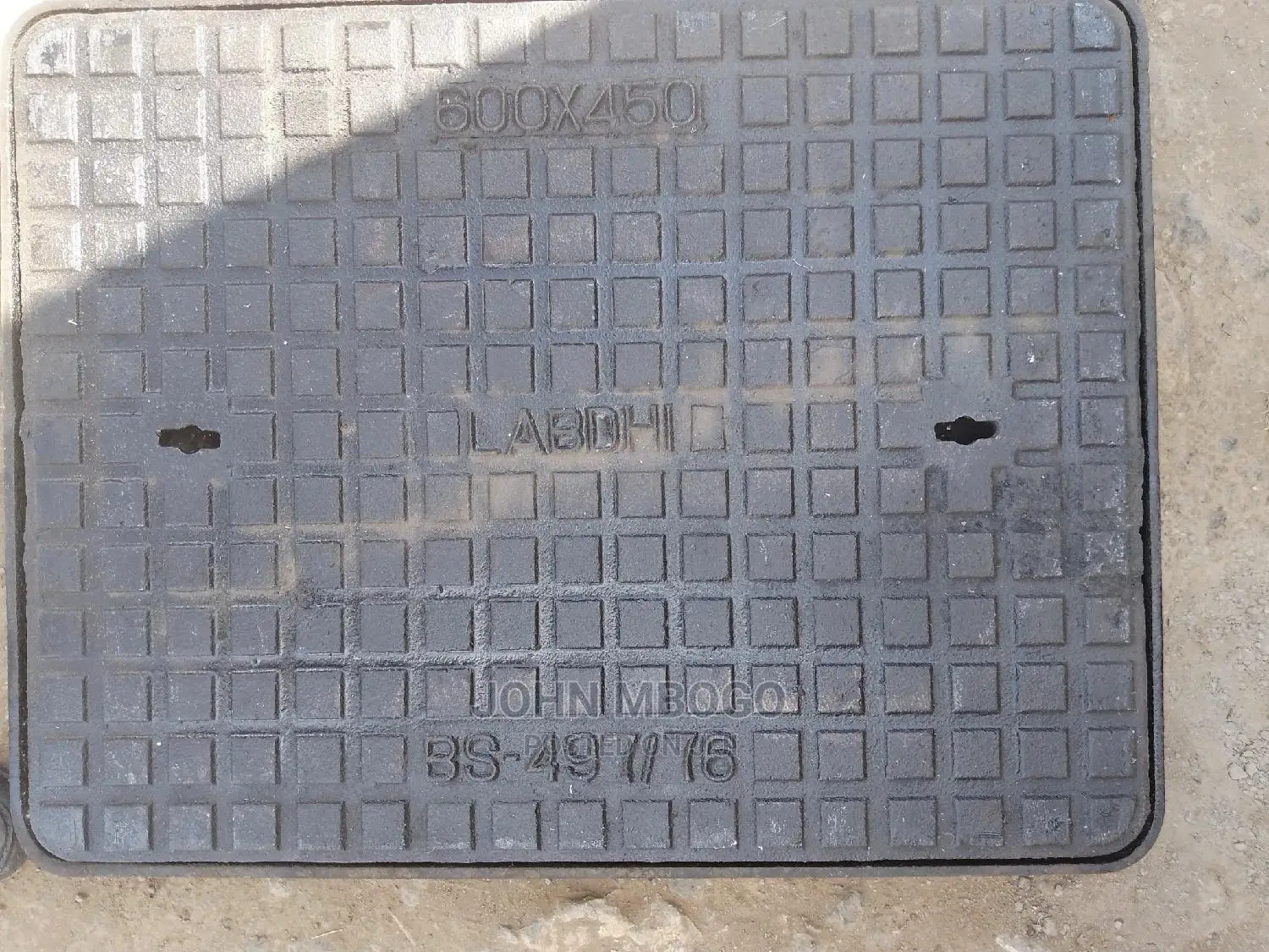 Cast Iron Manhole Covers . Light Duty