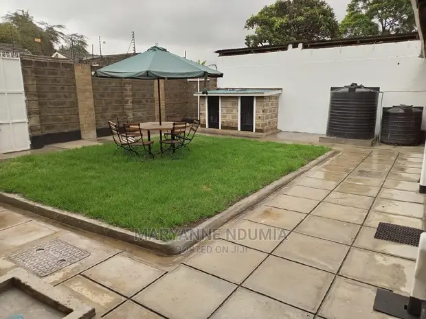 3bdrm Bungalow in South B for Rent