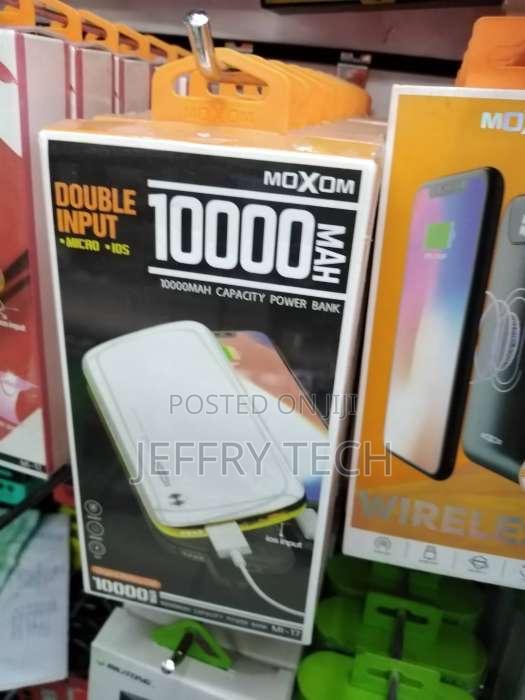 MAXCO MR10000W Power Bank 10000mah Portable Charger Support Wireless