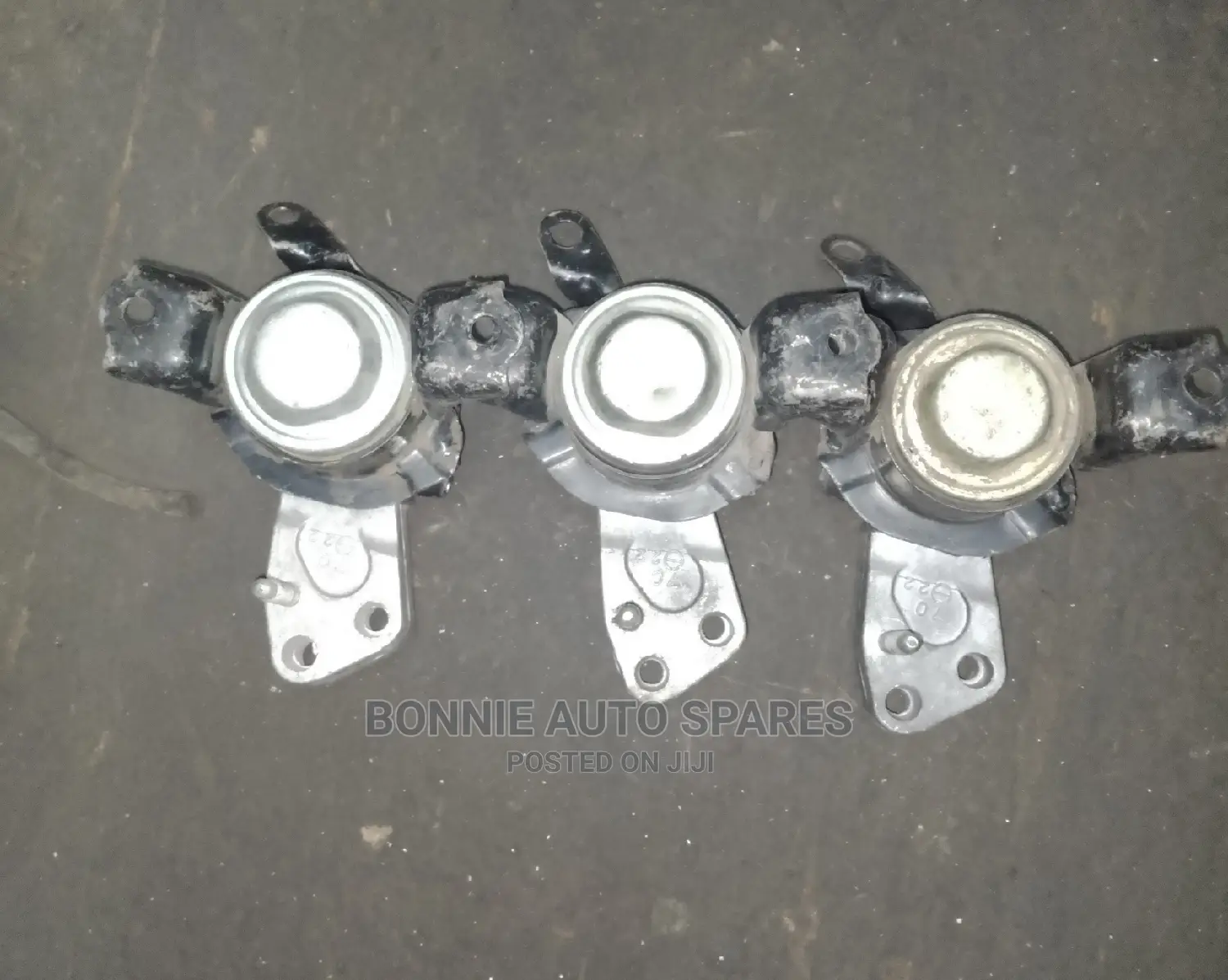 1nz NZE Engine Mount