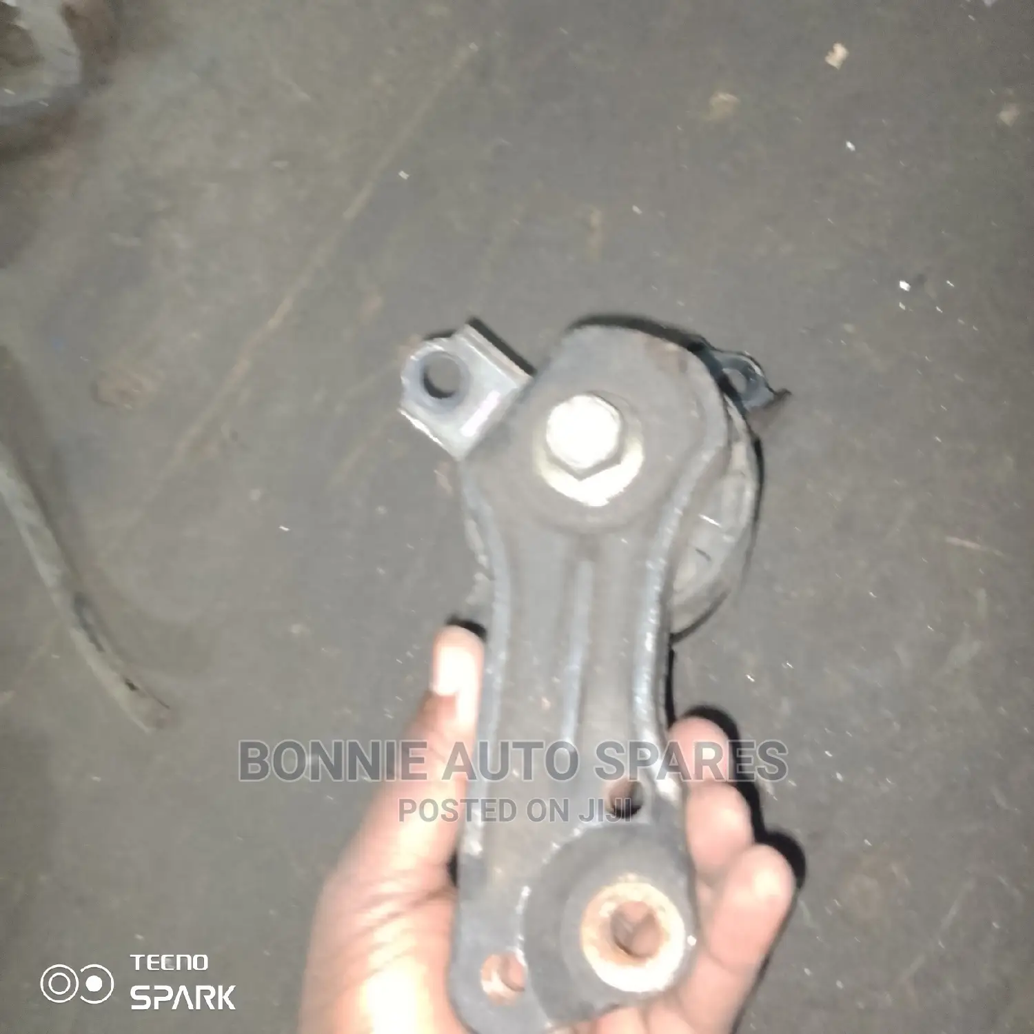1KR Passo Engine Mount
