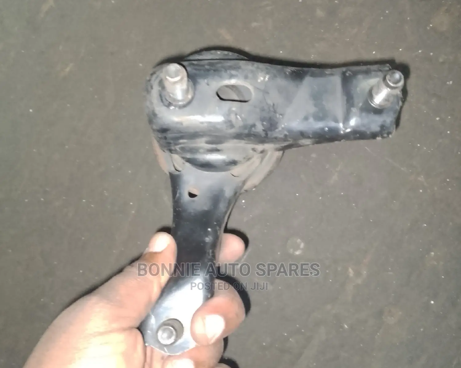 1MZ Harrier Engine Mount