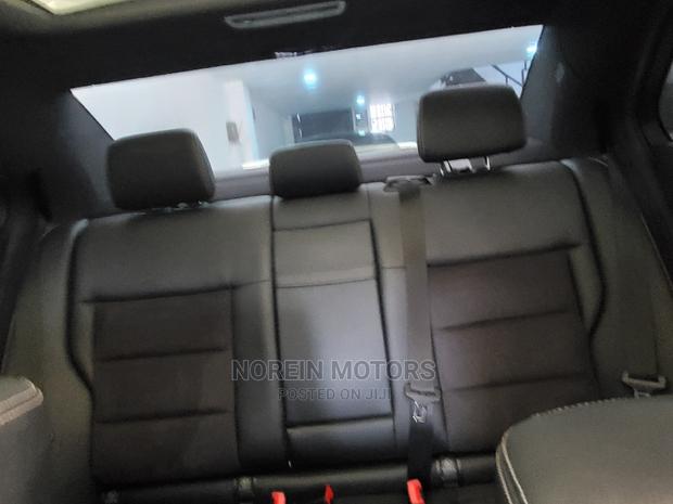 Mercedes-Benz E250 2011 Silver - thumbnail 8