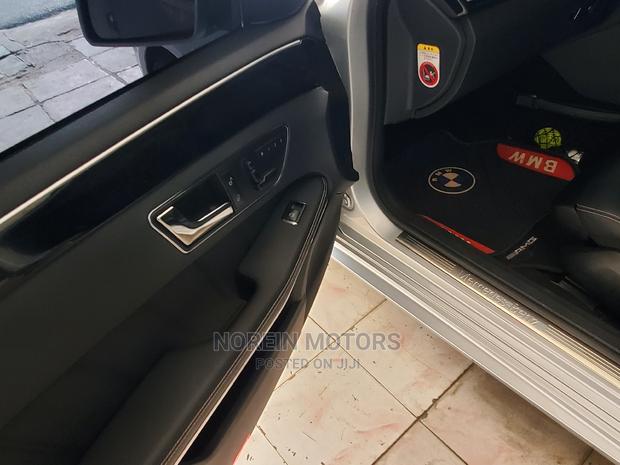 Mercedes-Benz E250 2011 Silver - thumbnail 11
