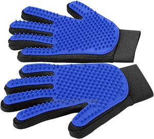 Soft Pet Washing Glove - thumbnail 2