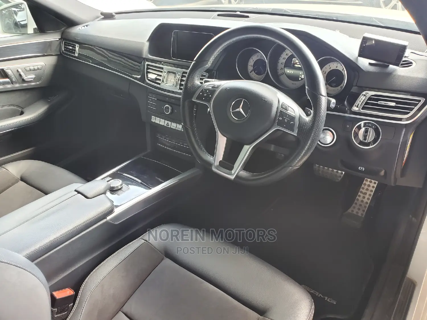 Mercedes-Benz E250 2015 Off White