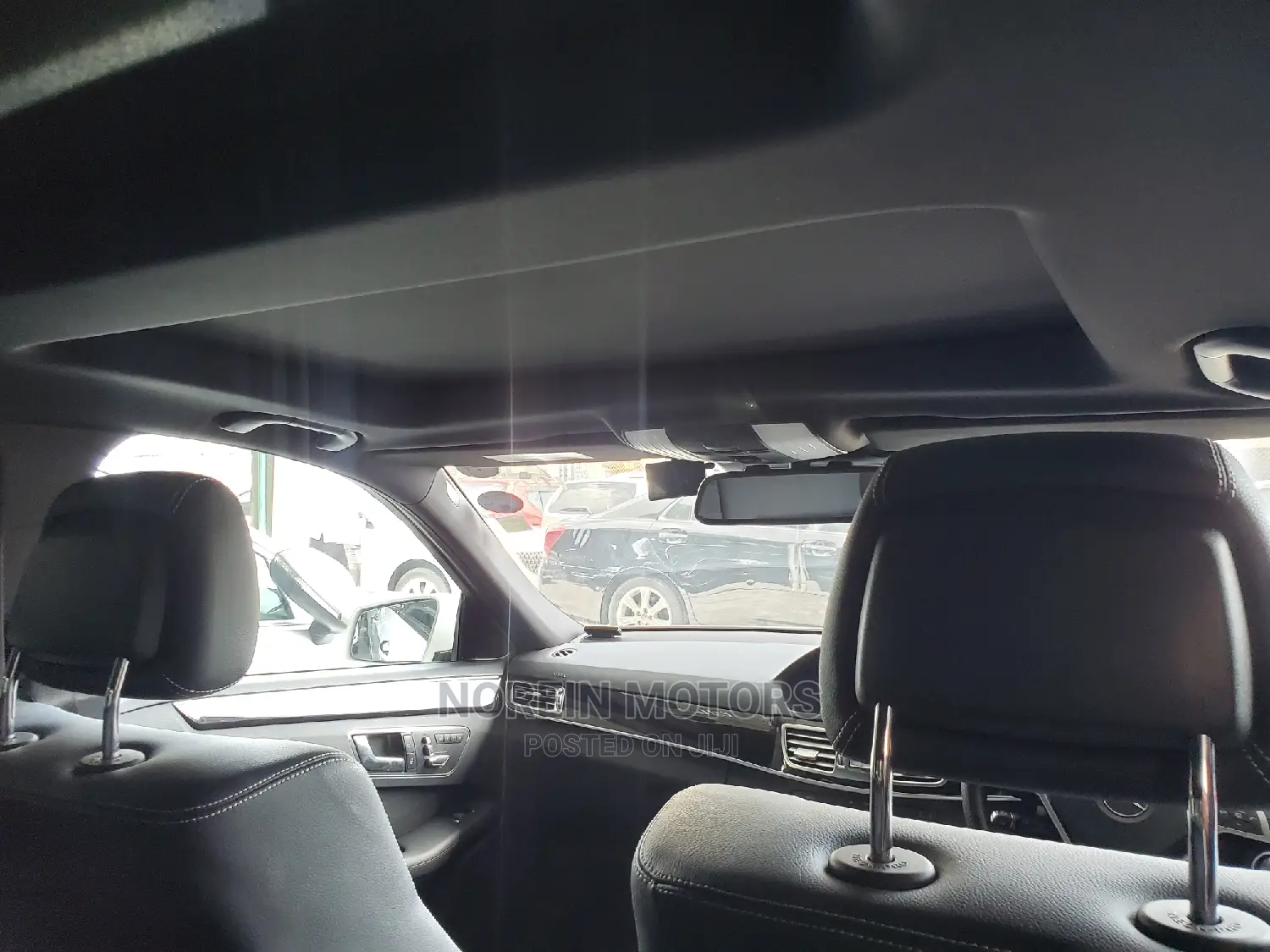 Mercedes-Benz E250 2015 Off White