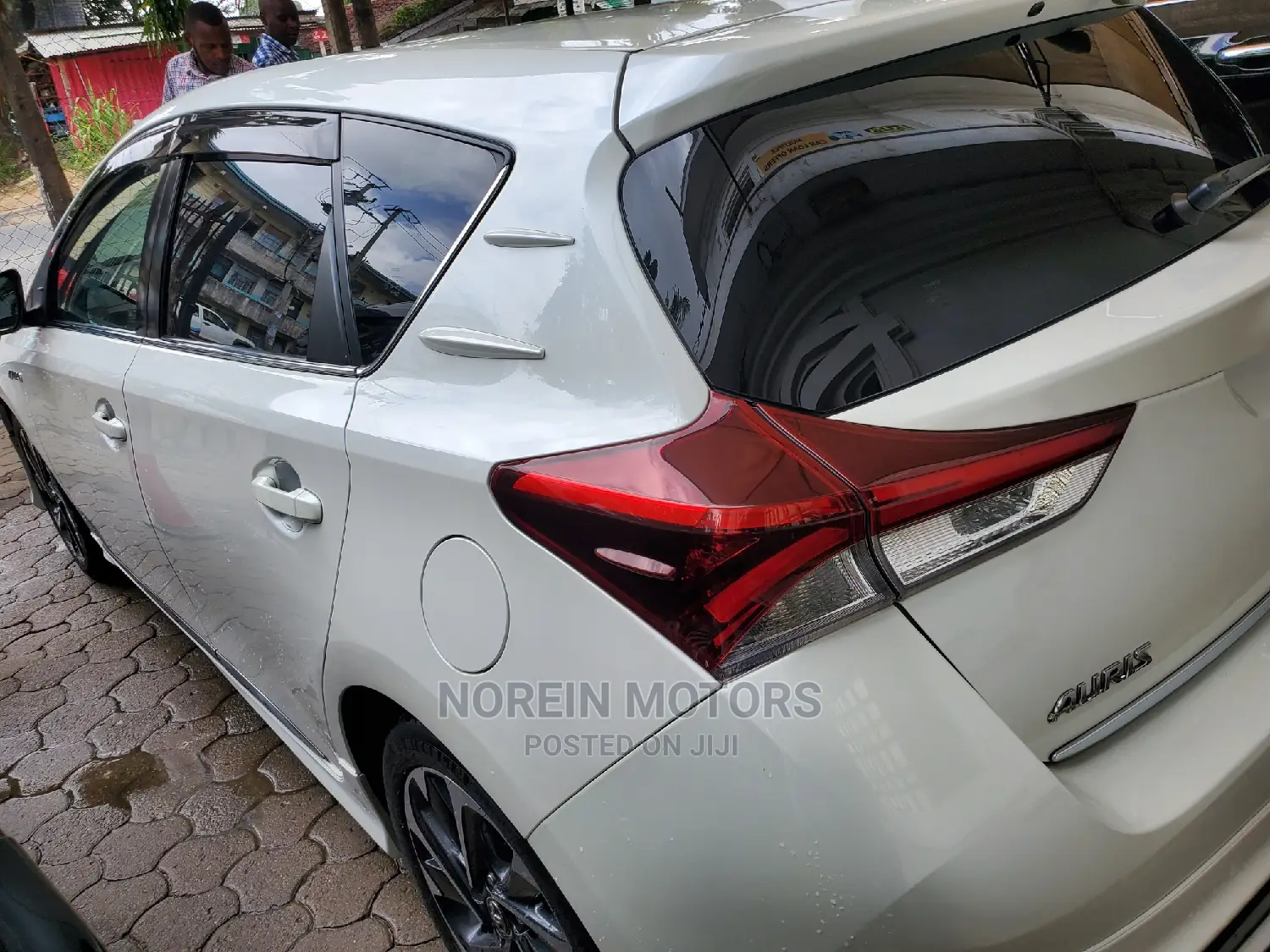 Toyota Auris 2016 Off White
