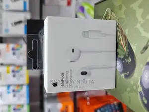 Apple Earpods With Lightning Connector