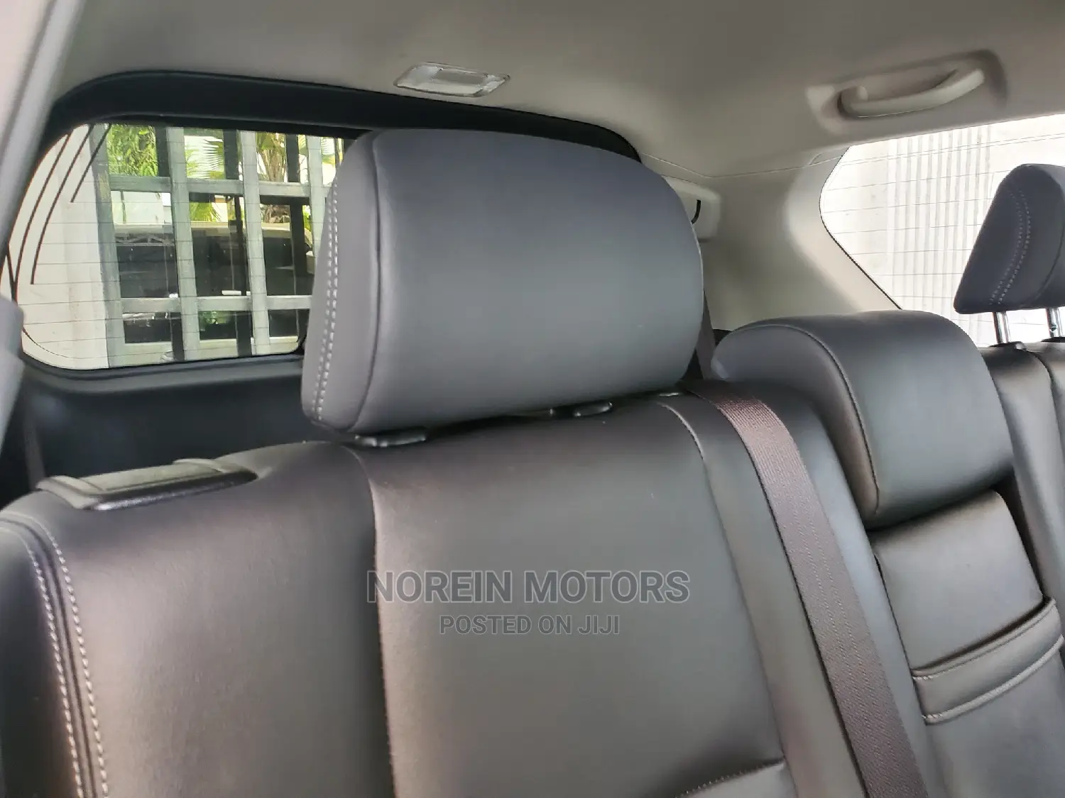 Toyota Land Cruiser Prado 2017 Off White