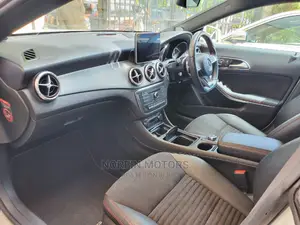 Mercedes-Benz C-Class 2015 Pearl