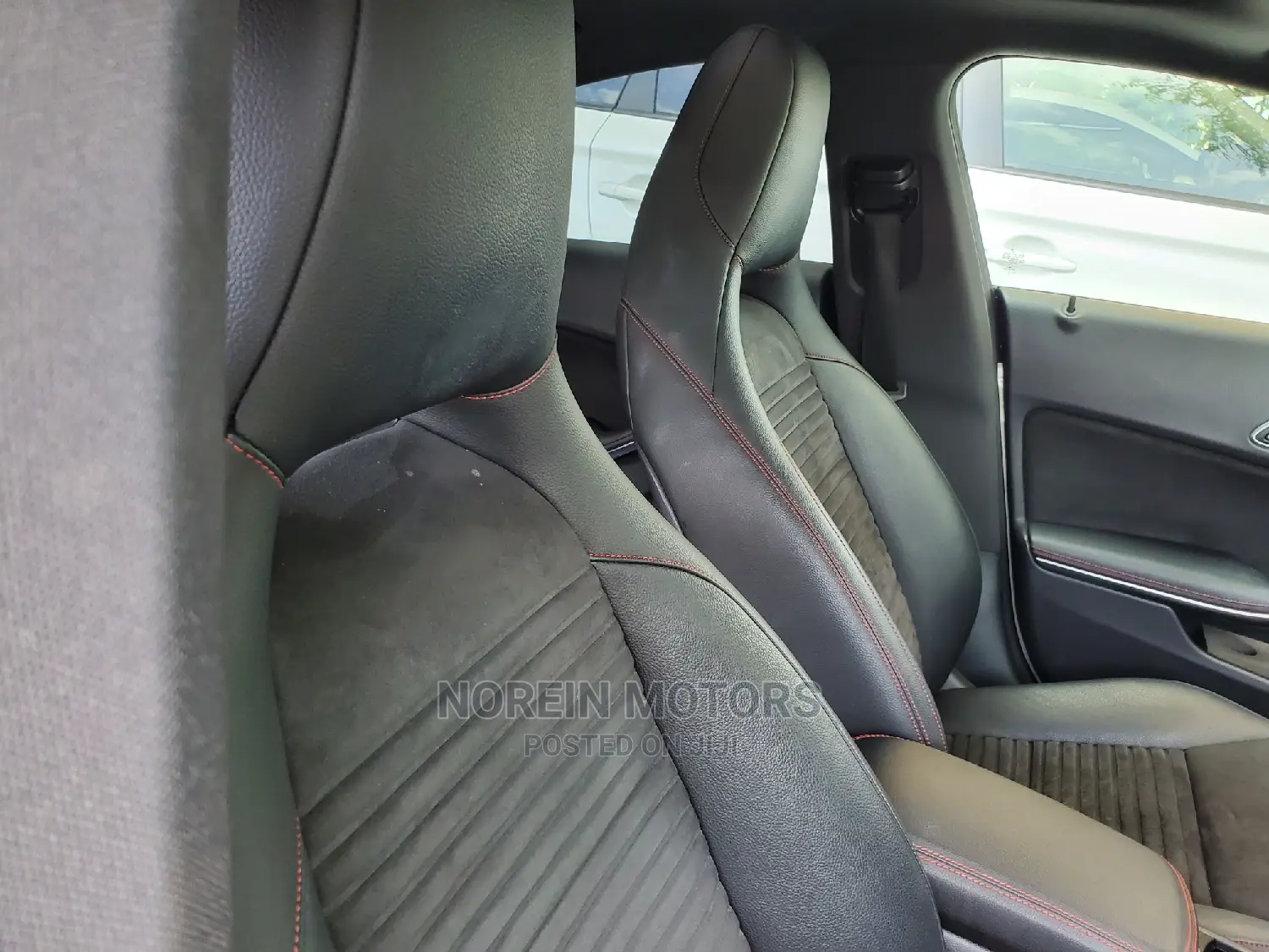 Mercedes-Benz C-Class 2015 Pearl