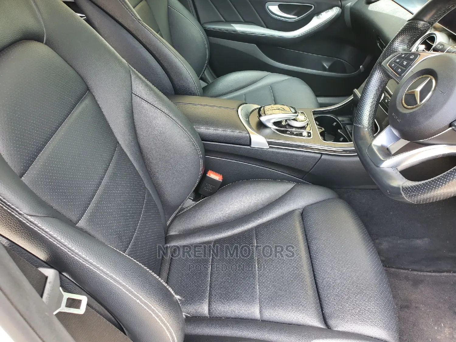 Mercedes-Benz C200 2015 Off White