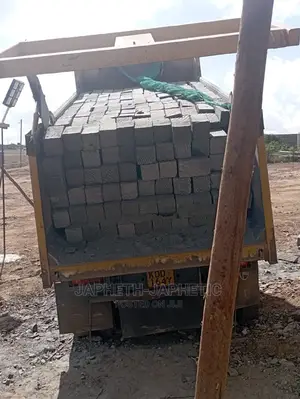 Mawe Ya Ndarugo,Machine Cuts