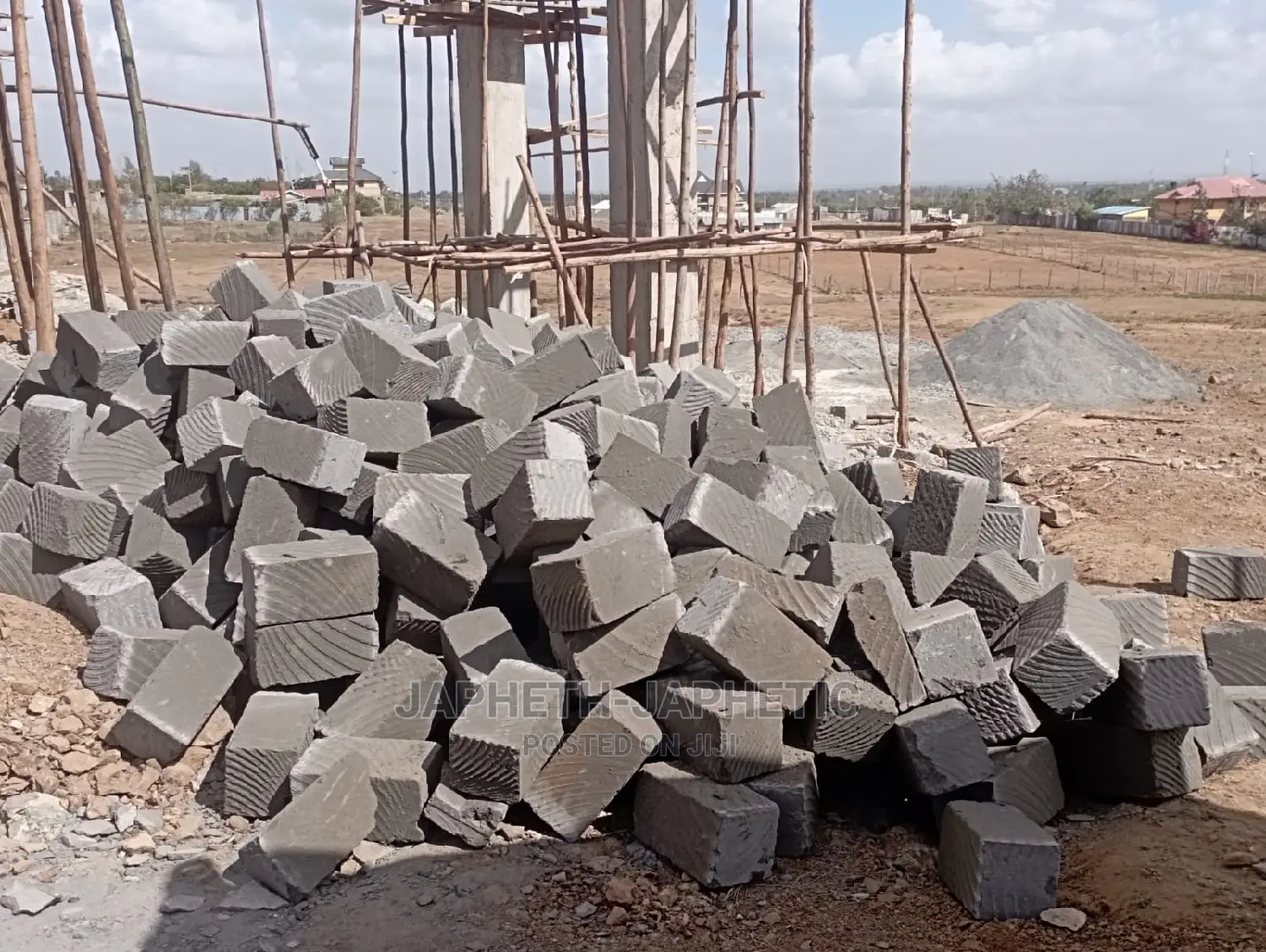 Mawe Ndarugo Stones