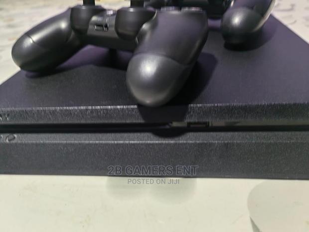Ps4 Slim as Good as New - thumbnail 6