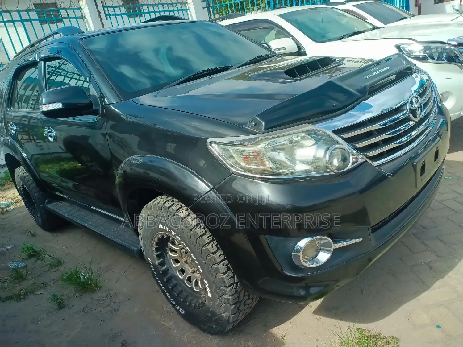 Toyota Fortuner 3.0 D Turbo AWD 2015 Black