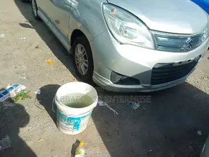 Suzuki Solio 2015 Silver